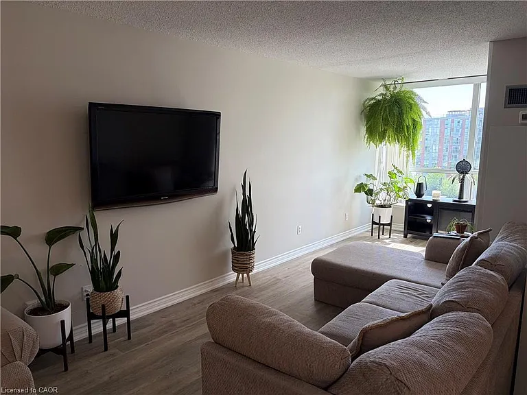1276 Maple Crossing Blvd #711 — Photo 8