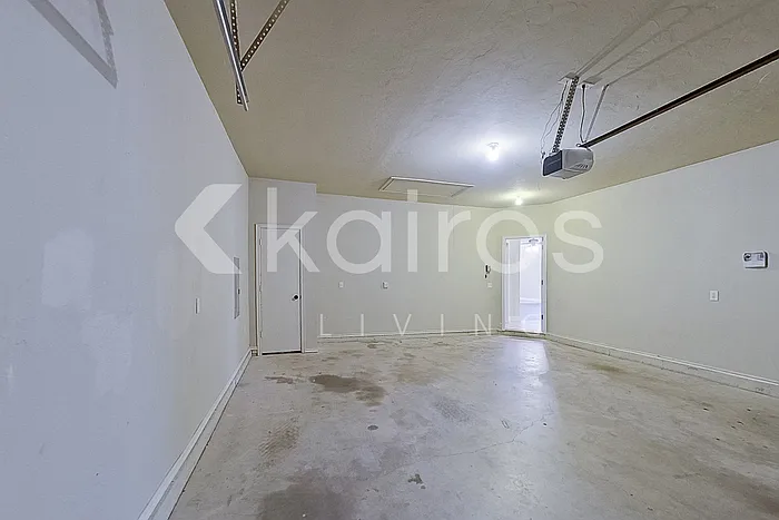 812 SW 37th St — Photo 21