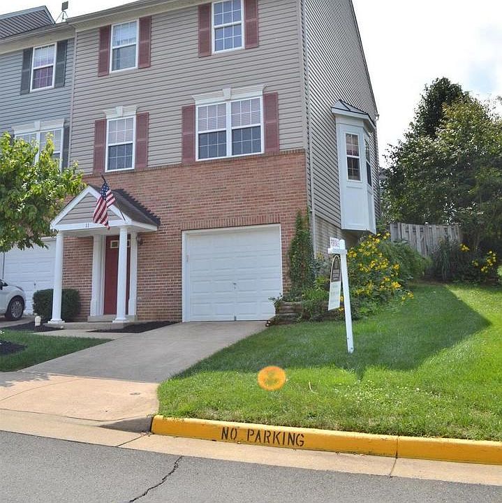 1st image of 11 Quarterpole Ct
