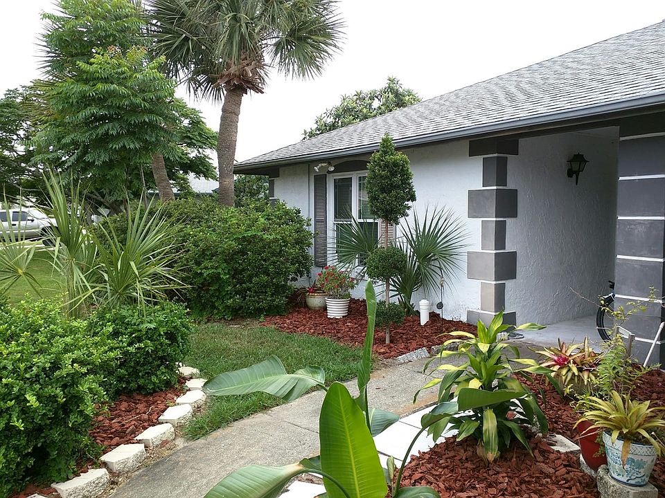 1st image of 10744 Lazy Lake Dr