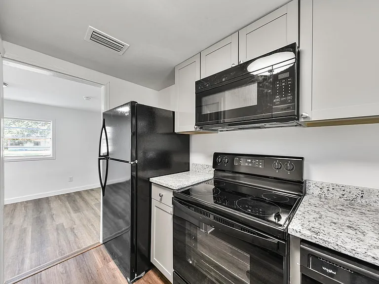 136 McCallman Rd — Photo 11