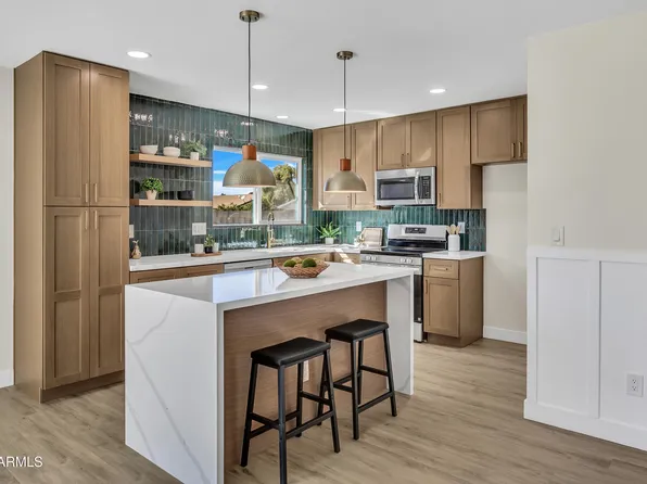 20256 N 10TH Avenue, Phoenix, AZ 85027