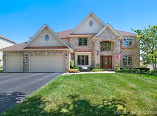 888 Edgewood Dr, Sugar Grove, IL 60554