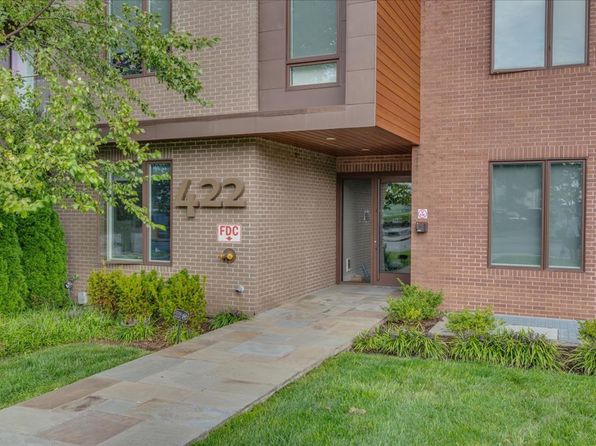 422 E Boston Post Rd UNIT 303