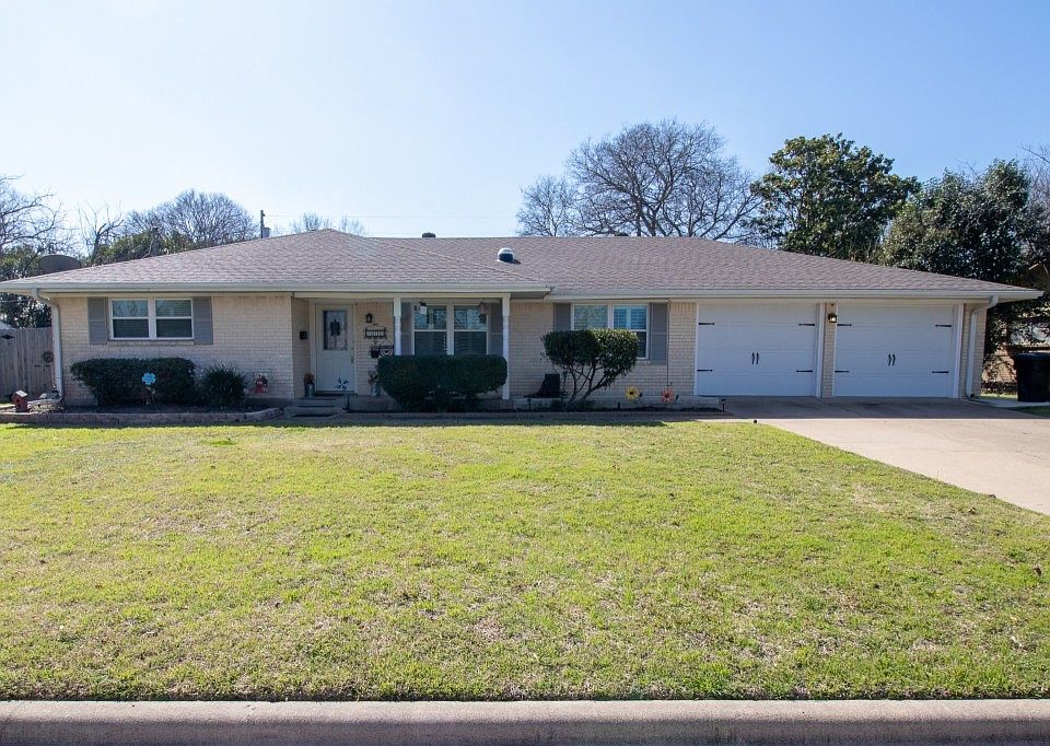 1st image of 3014 Creasey Dr