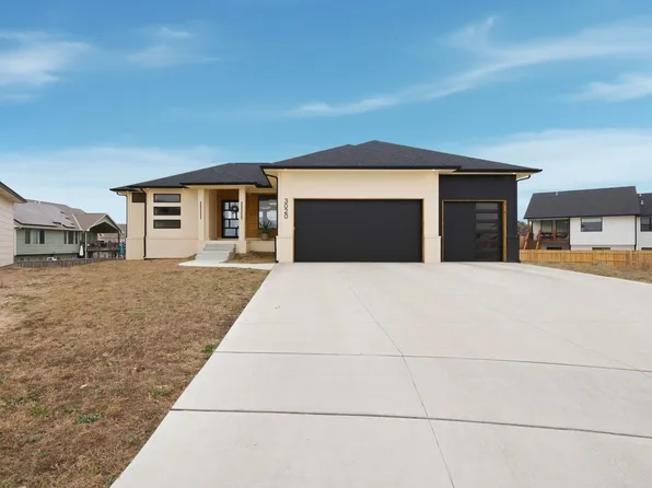 3020 E Burlington Ct, Wichita, KS 67219