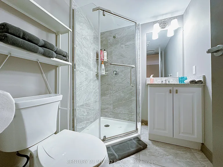 321 Spruce St #706 — Photo 13