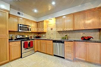 1st image of 4108 Tujunga Ave APT 2