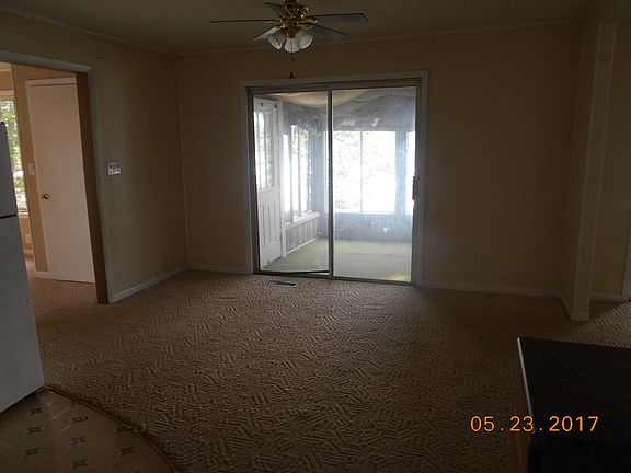 5th image of 213 N Lakeshore Dr