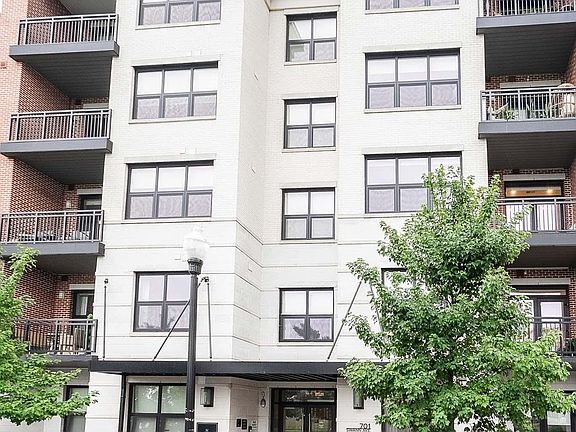 3rd image of 701 Swann Ave #503