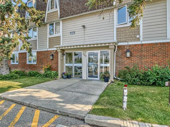 328 Cedar Cres SW #204, Calgary, AB T3C 2Y8
