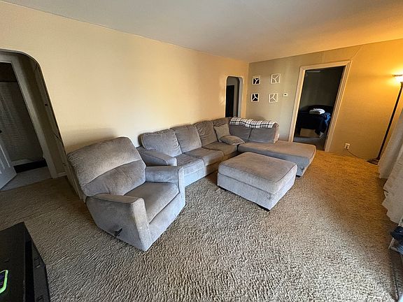 4th image of 1154 N Franklin St #0