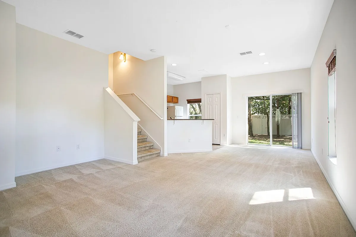 Building Photo - 2401 Harleyford Pl