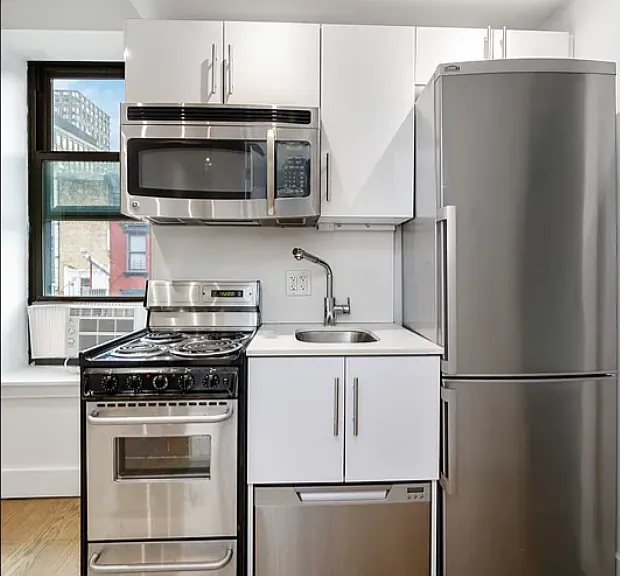 81 Orchard St #4 — Photo 6