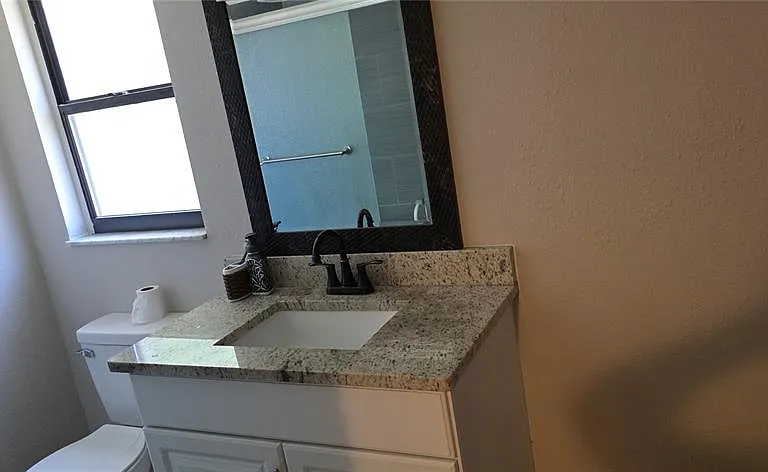 10021 Cherry Creek Ln — Photo 2