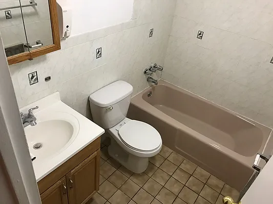 Rented by Roberto Guilbet, LREB | media 24