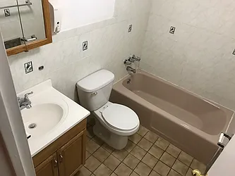 Rented by Roberto Guilbet, LREB