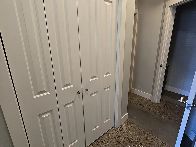 822 Cherry St SE #102 — Photo 14