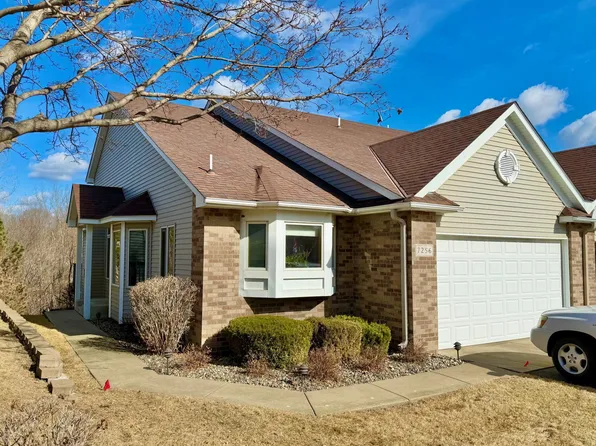 7256 Lake Ridge Dr, Savage, MN 55378