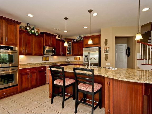 HUGE Upgraded Kitchen