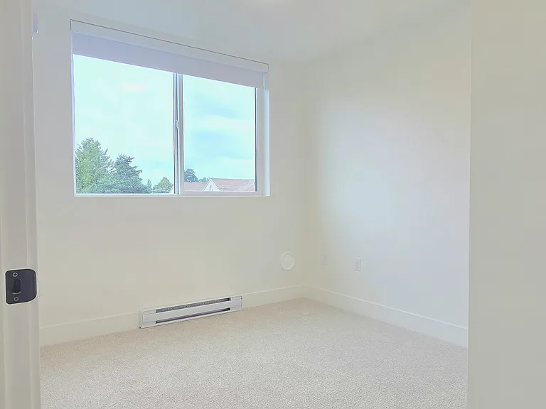 20769 Fraser Hwy #332 — Photo 11