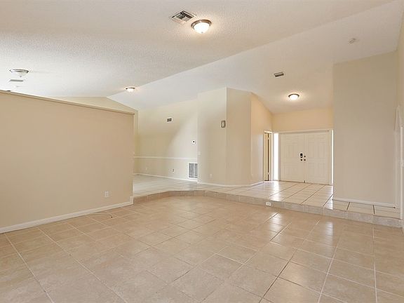 3rd image of 7465 NW 48th Ct
