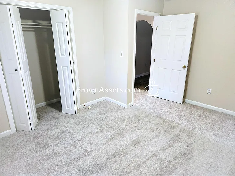 2722 B M Montgomery St — Photo 24