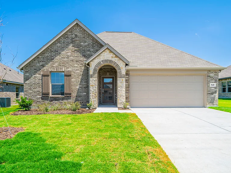 540 Brook View Dr — Photo 1