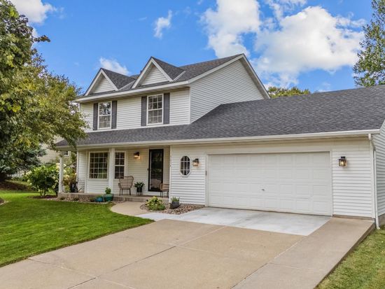 7674 Sherwood Rd, Woodbury, MN 55125