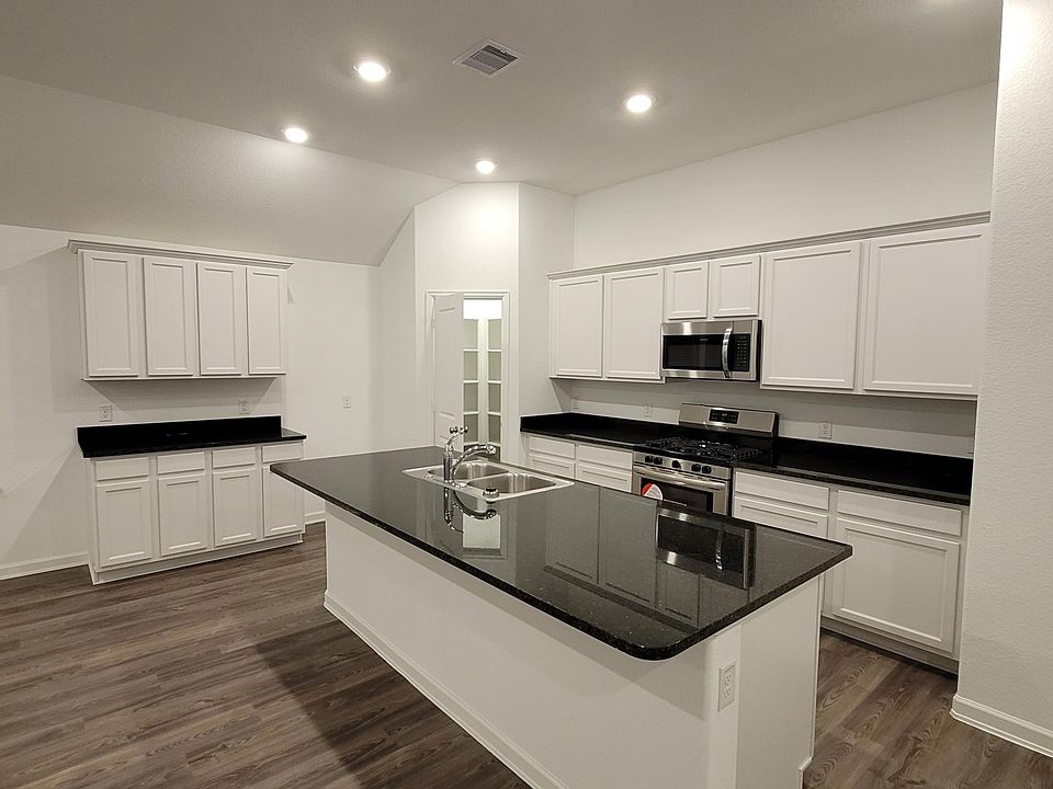 1st image of 25414 Farmstead Prairie Pl