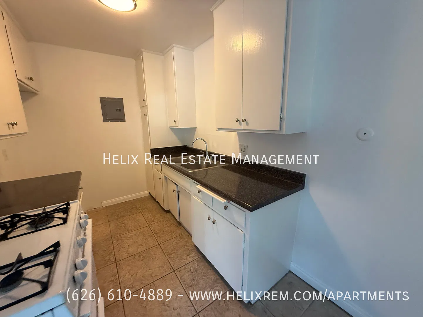 1134 E Elk Ave — Photo 3