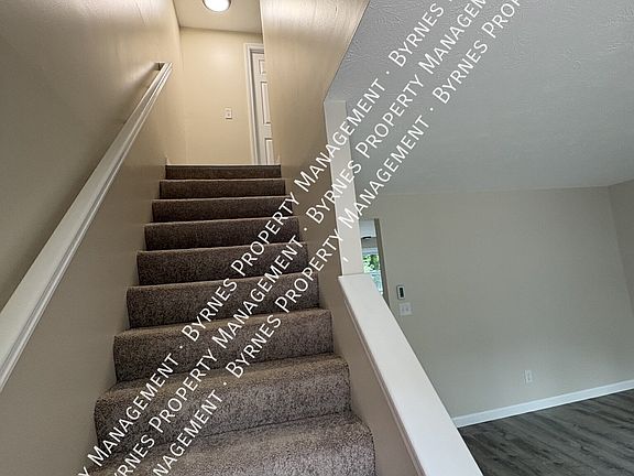 3rd image of 99 Lawrence St #1