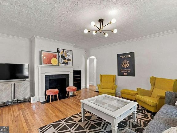 5th image of 1103 Atlantic Dr NW