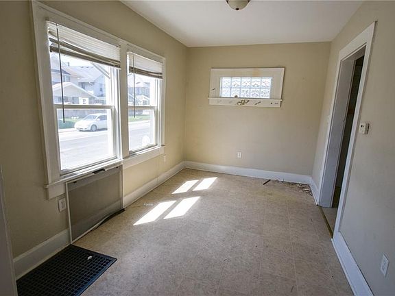 5th image of 302-308 N Dequincy St