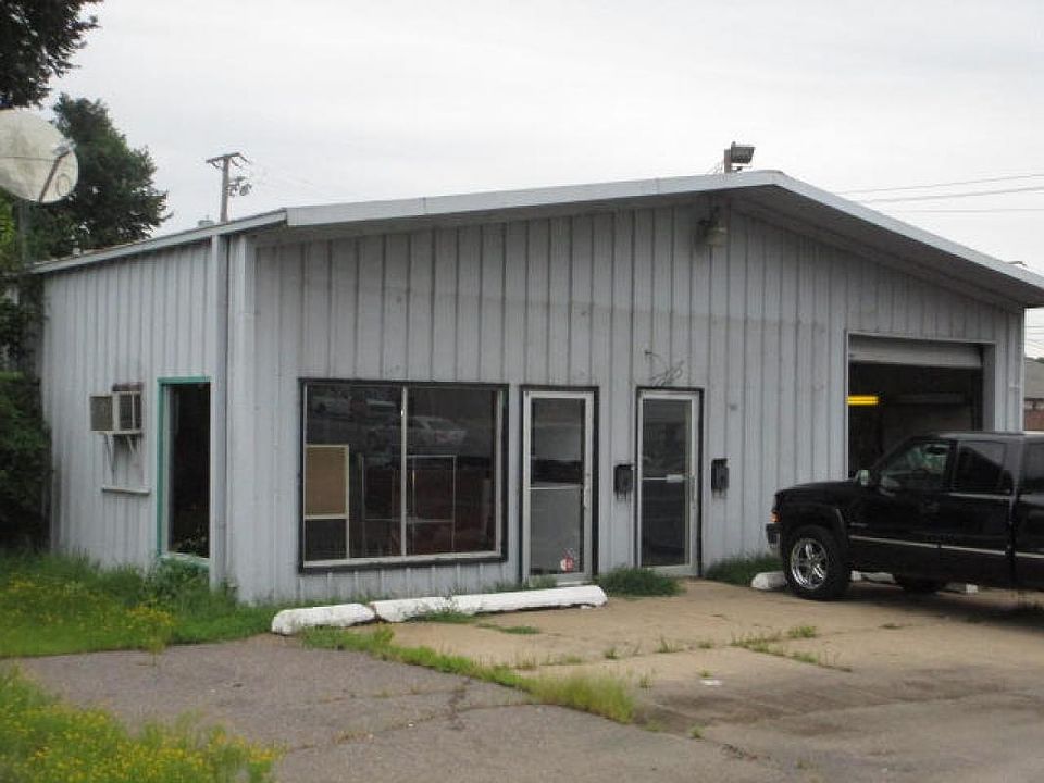 1st image of 305 N Arkansas Ave