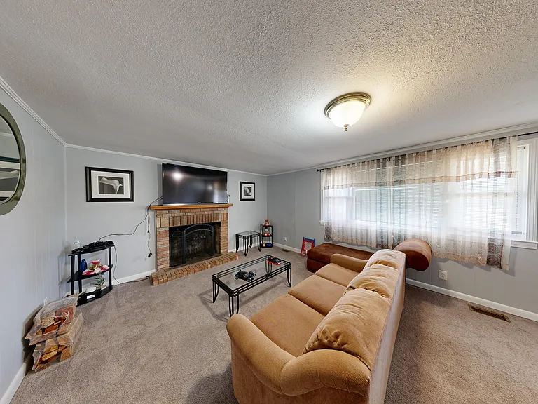 8066 Caratoke Hwy — Photo 7