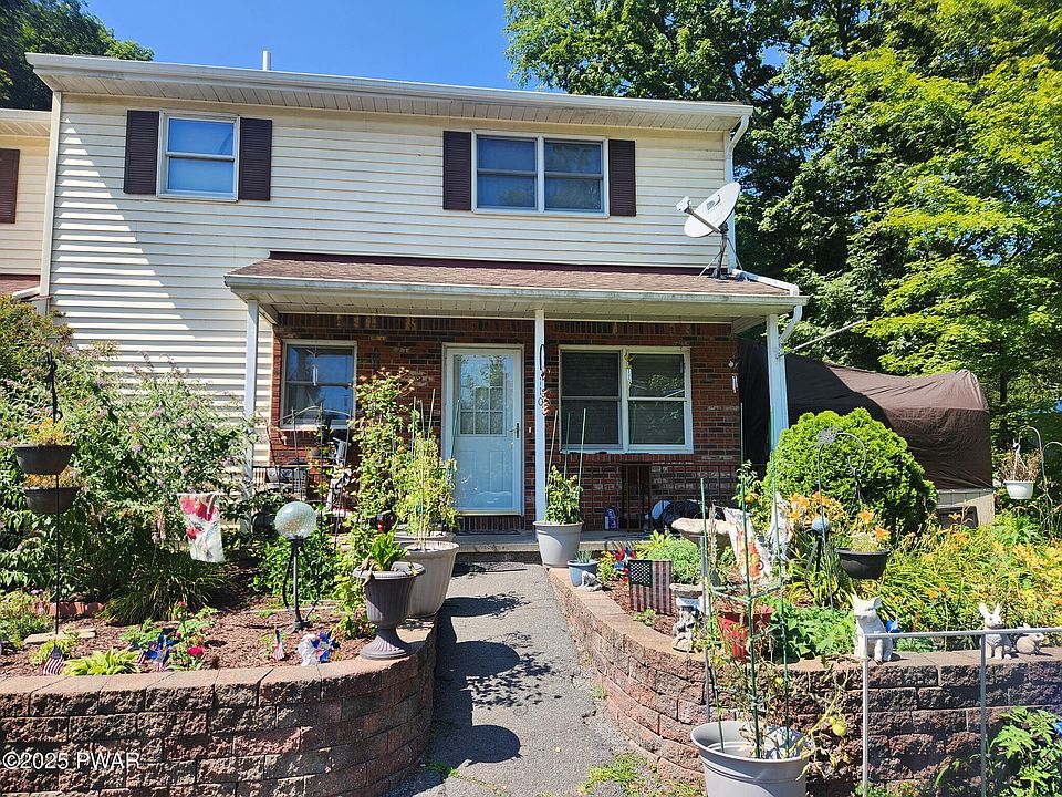 1st image of 110 Wheatfield Ct