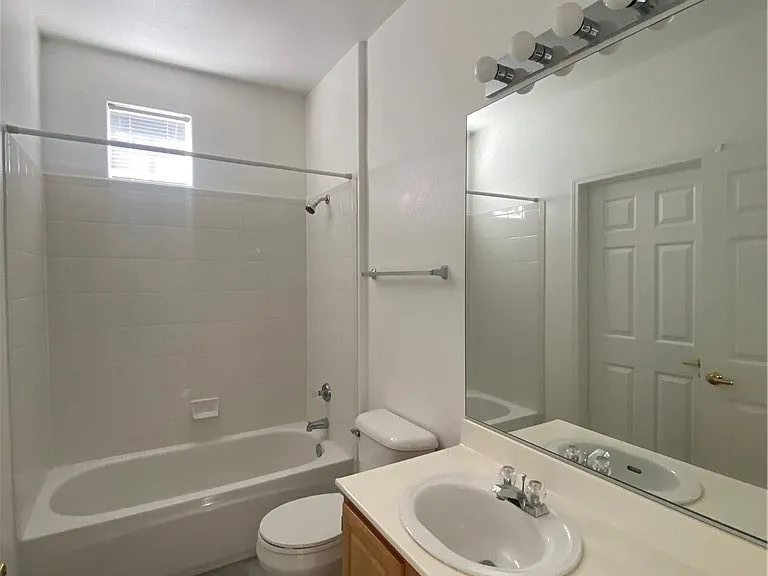 8555 W Russell Rd #2106 — Photo 20