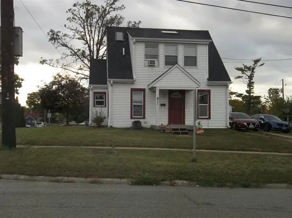 811 S 12th Ave, Marshalltown, IA 50158