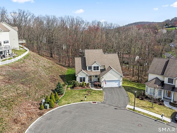2nd image of 18 Spring Ridge Court #18