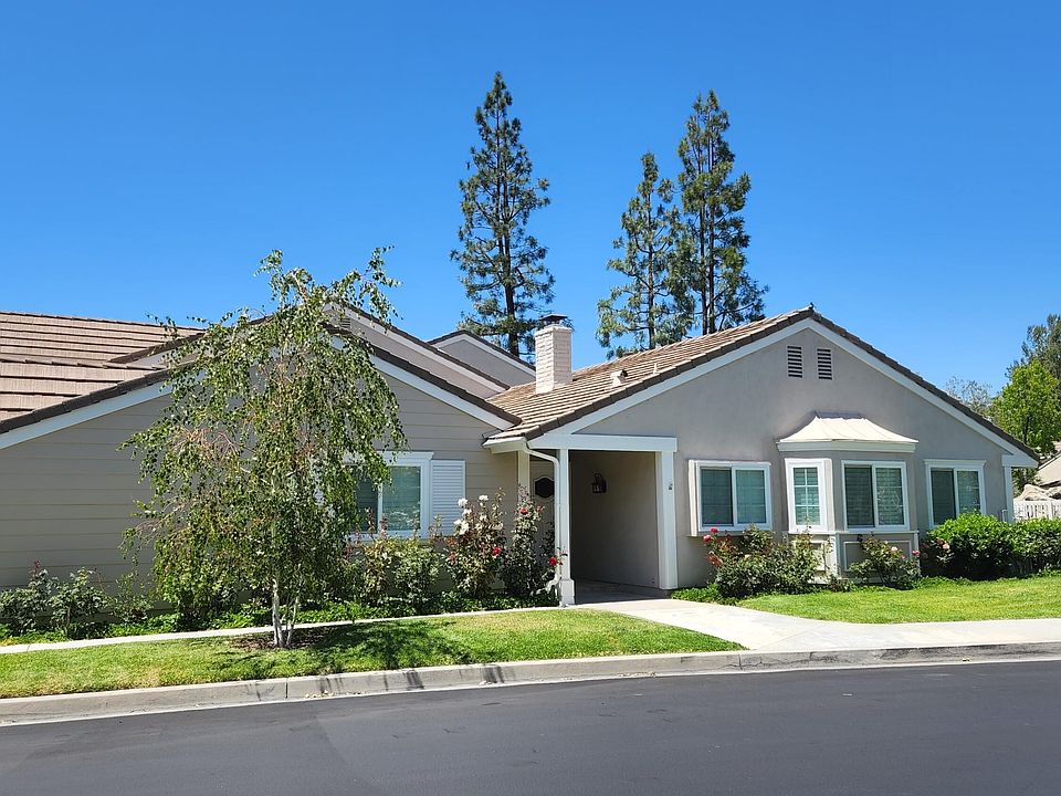 1st image of 2955 Shadow Brook Ln