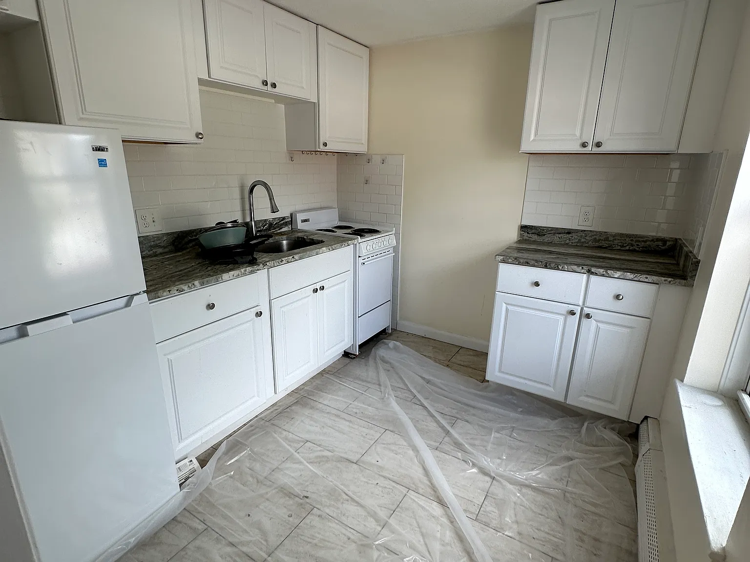 2 bed, 99999 sqft, $2,650 — Photo 1
