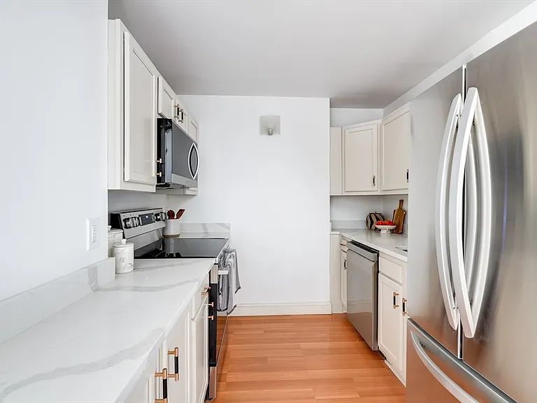 1580 Massachusetts Ave #7C — Photo 11