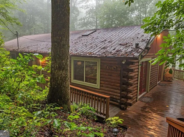 925 Hawkeye Trl, Rabun Gap, GA 30568