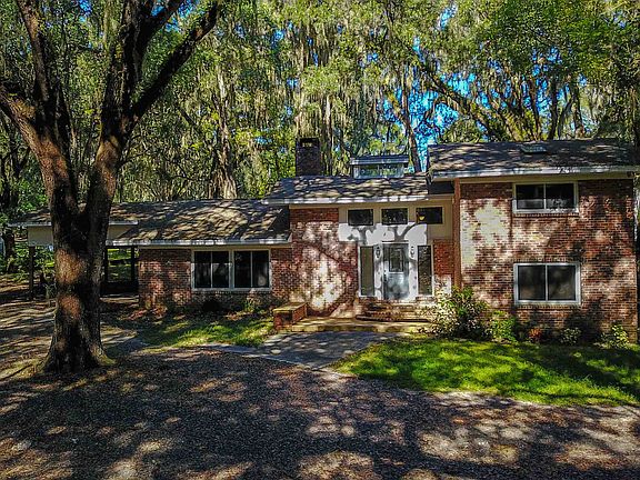 5th image of 434 Hamlin Way