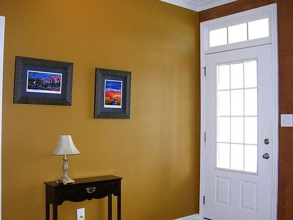 4th image of 205 Turnbridge Cir