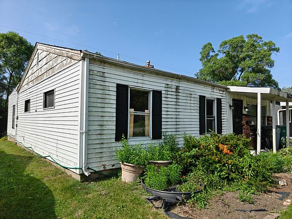 2nd image of 5533 E 13th Pl