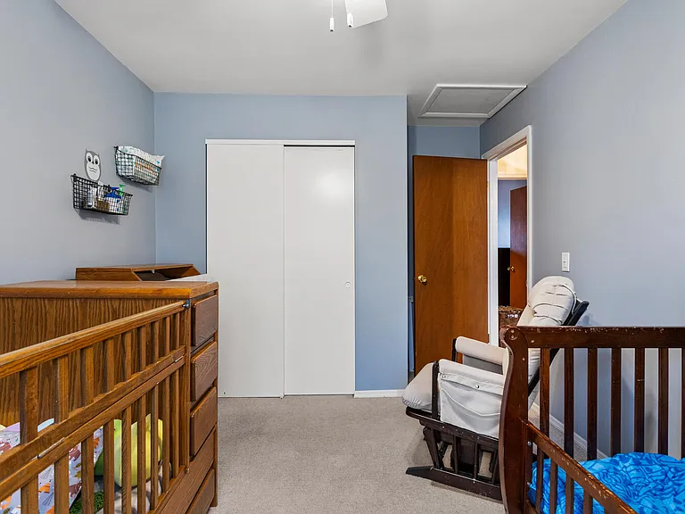 2406 Southwood Dr — Photo 12