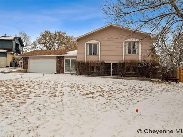 3133 Bluff Pl, Cheyenne, WY 82009
