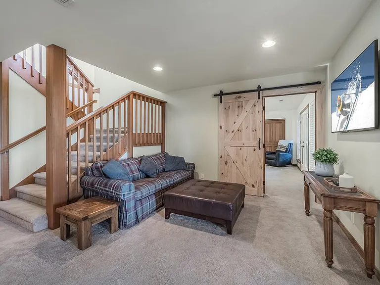 614 Granite Ridge Dr — Photo 17